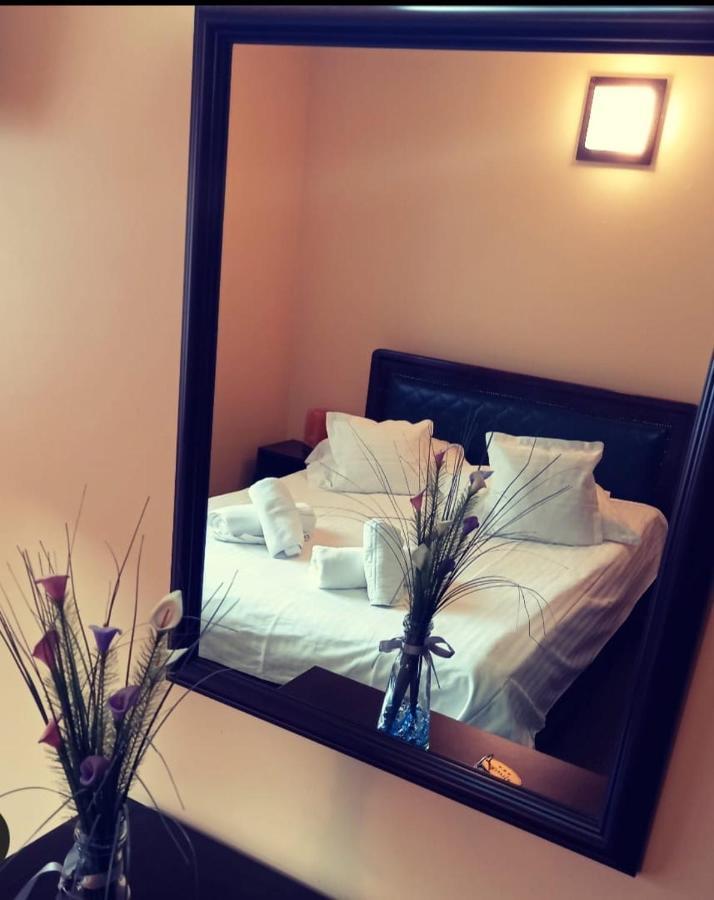 Restaurant Casa Miorita Hotel Szászbuda Kültér fotó